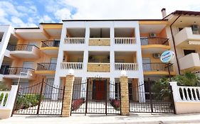 Eleonas Apartments